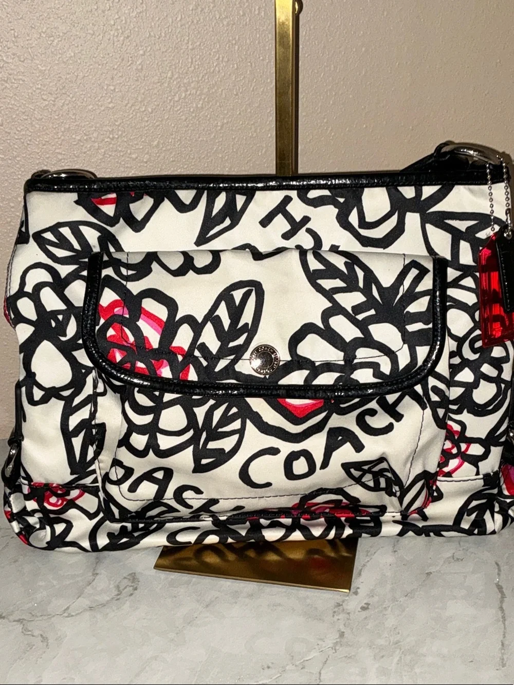 Coach Poppy Daisy Floral Graffiti Crossbody/ Shoulder Bag (EUC) Stunning 🤩